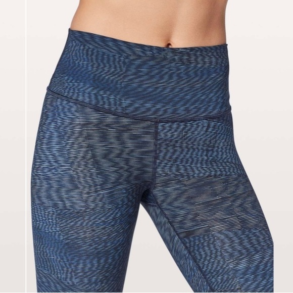 Lululemon Wunder Under Hi-Rise 1/2 Tight 17" Linear Flux Battleship Women's 4 - Picture 4 of 11